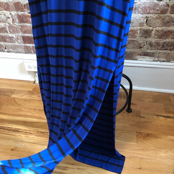 Stretchy Maxi Dress - Picture 3 of 4